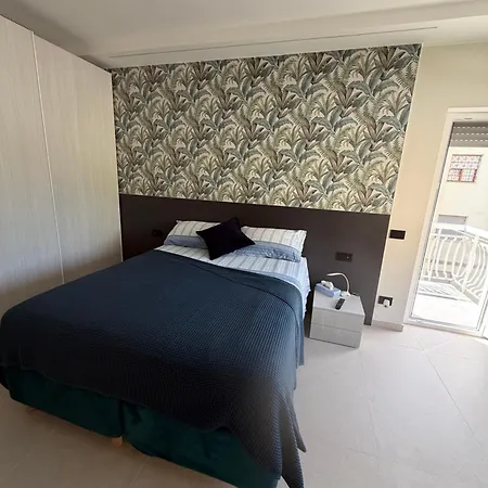 Miramare - Centro 3*